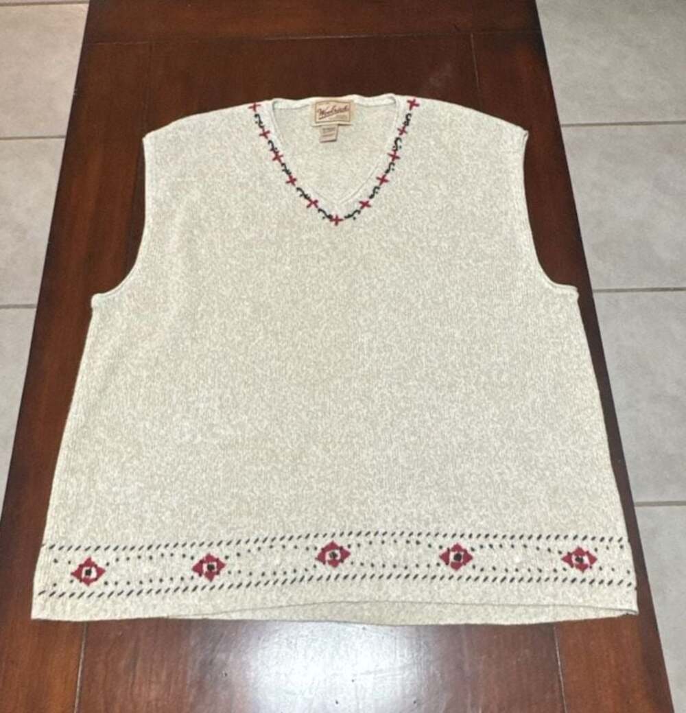Woolrich Women's XL V-Neck Sweater Vest Beige Embroidered